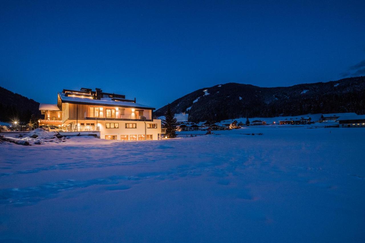 Helmhotel Сан-Кандидо Экстерьер фото