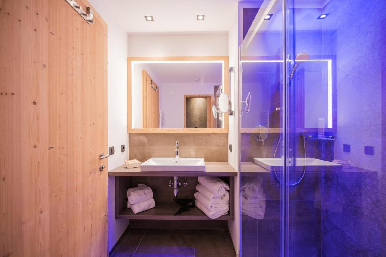Helmhotel Сан-Кандидо Экстерьер фото