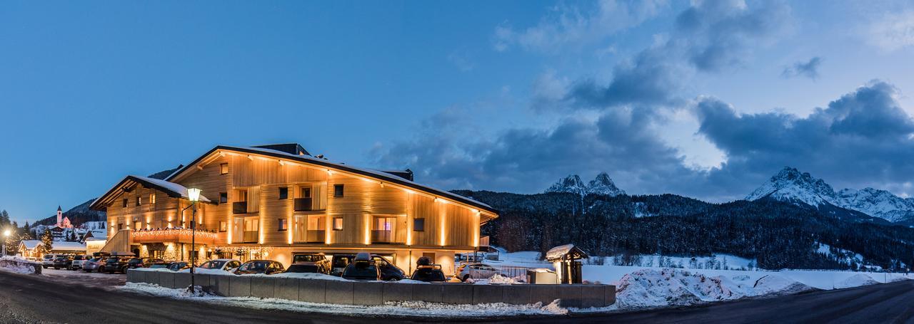 Helmhotel Сан-Кандидо Экстерьер фото