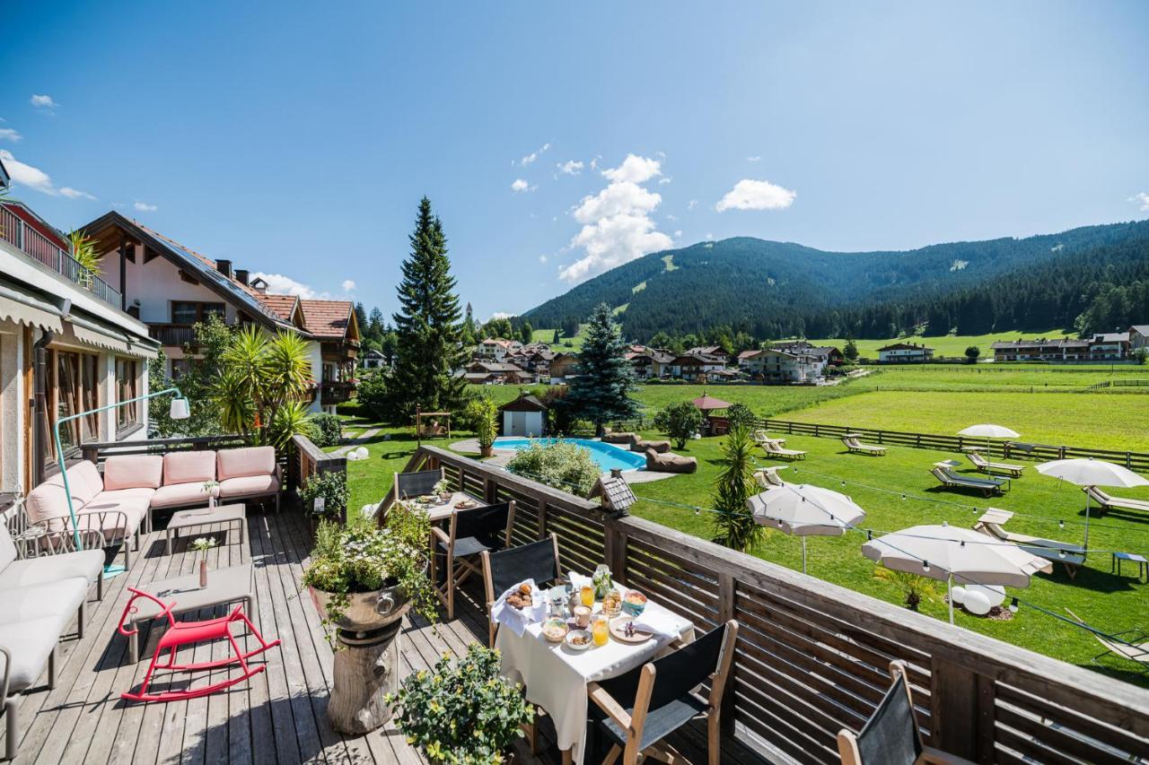 Helmhotel Сан-Кандидо Экстерьер фото