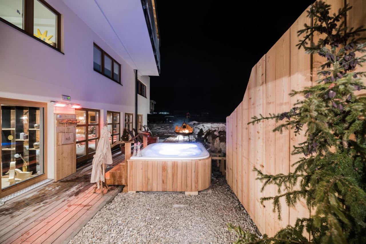 Helmhotel Сан-Кандидо Экстерьер фото